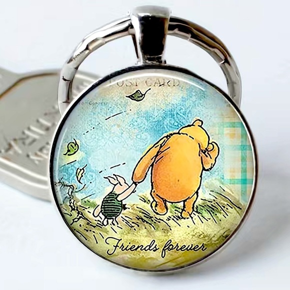 Winnie The Pooh Keychain Friends Forever Round Pendant Keyring Pooh Piglet - Picture 1 of 11